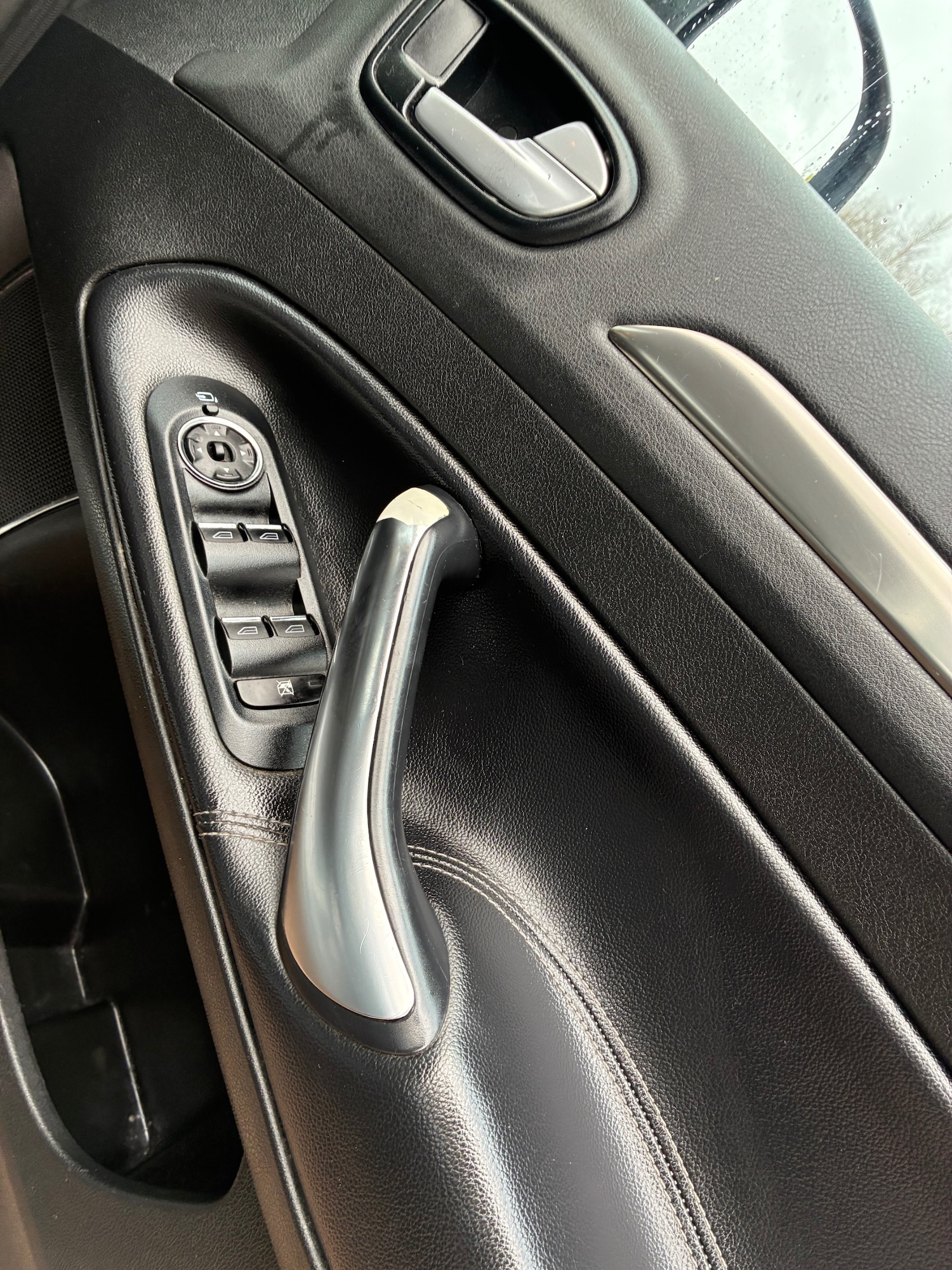 Used Ford Mondeo 2011 for sale - 77283376: Photo 13