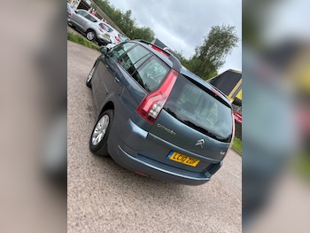 Used Citroen Grand C4 Picasso 2010 for sale - 78938943: Photo