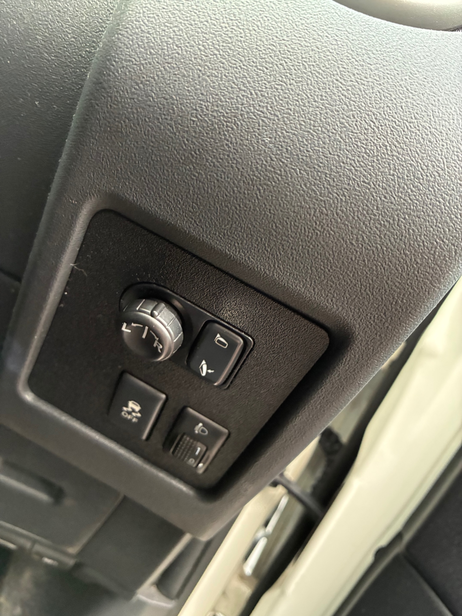 Used Nissan Qashqai 2013 for sale - 76738590: Photo 13