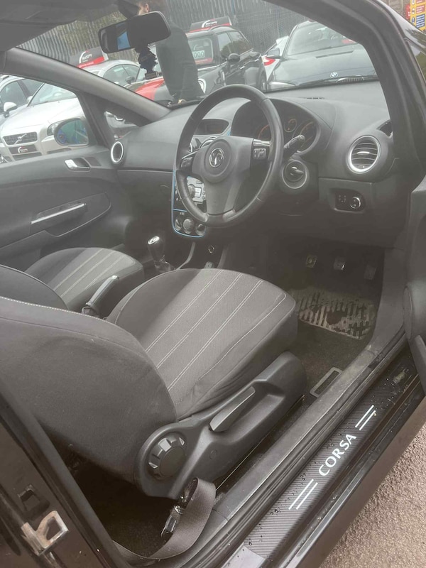 Used Vauxhall Corsa 2012 for sale - 76221631: Photo 10