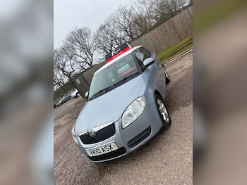 Used Skoda Fabia 2010 for sale - 77579803: Photo