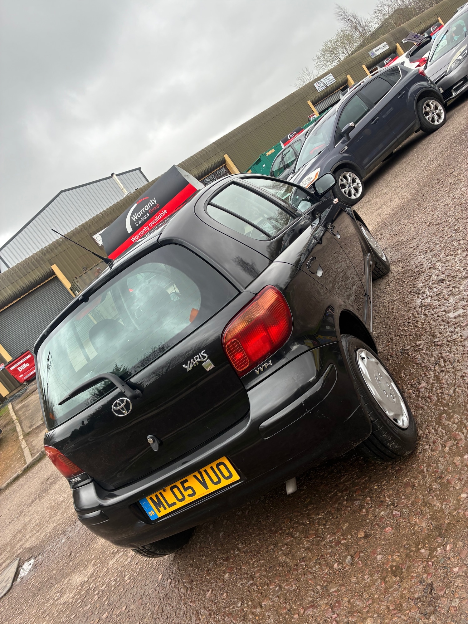 Used Toyota Yaris 2005 for sale - 77902779: Photo 5