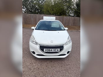 Used Peugeot 208 2014 for sale - 79637310: Photo