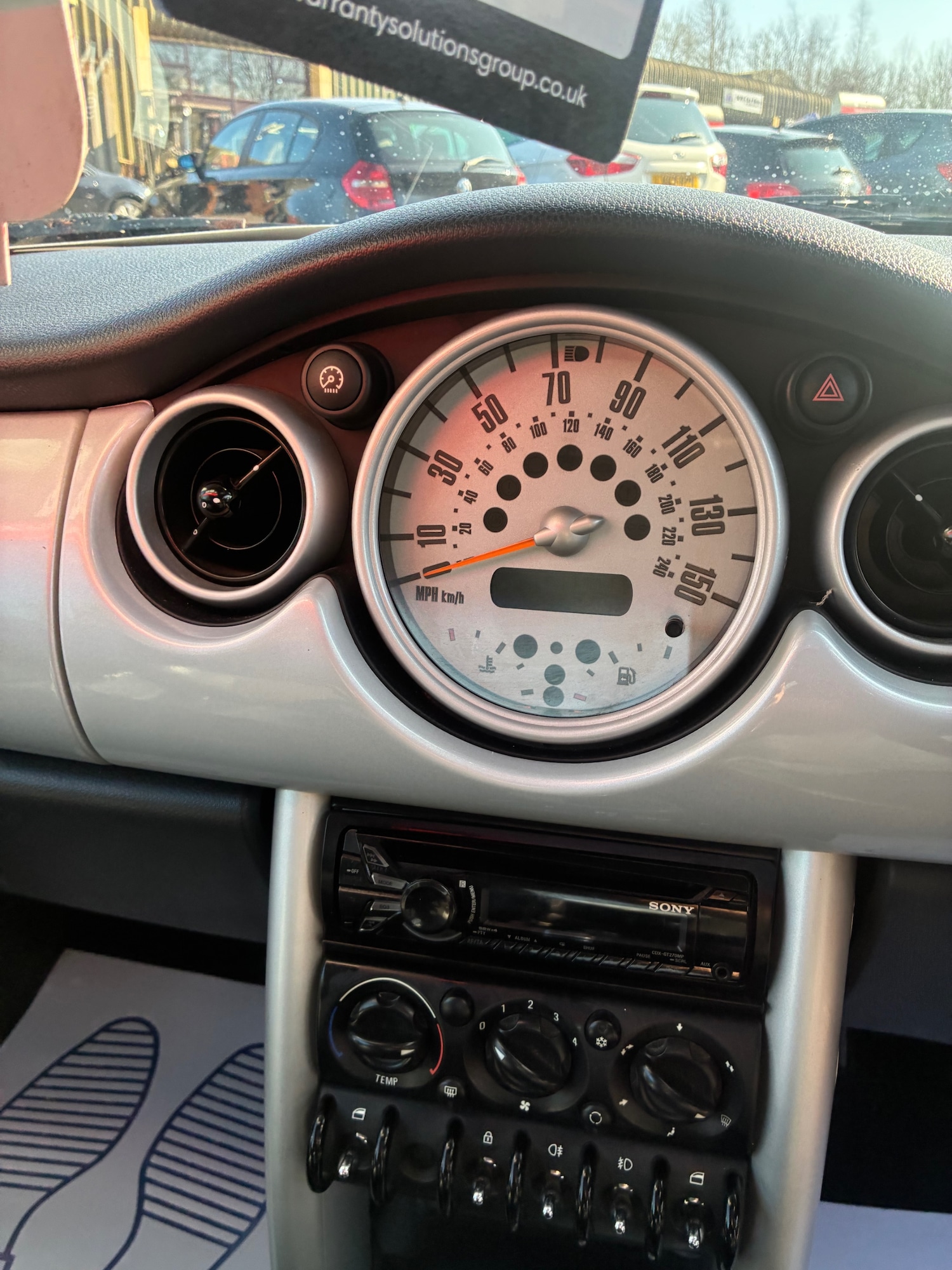 Used MINI Hatch 2003 for sale - 77746301: Photo 8