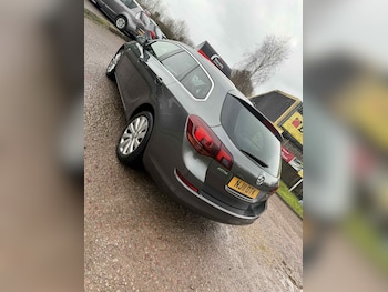 Used Vauxhall Astra 2011 for sale - 77482691: Photo