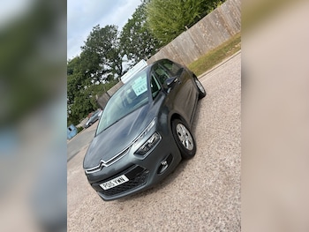 Used Citroen C4 Picasso 2015 for sale - 79393065: Photo