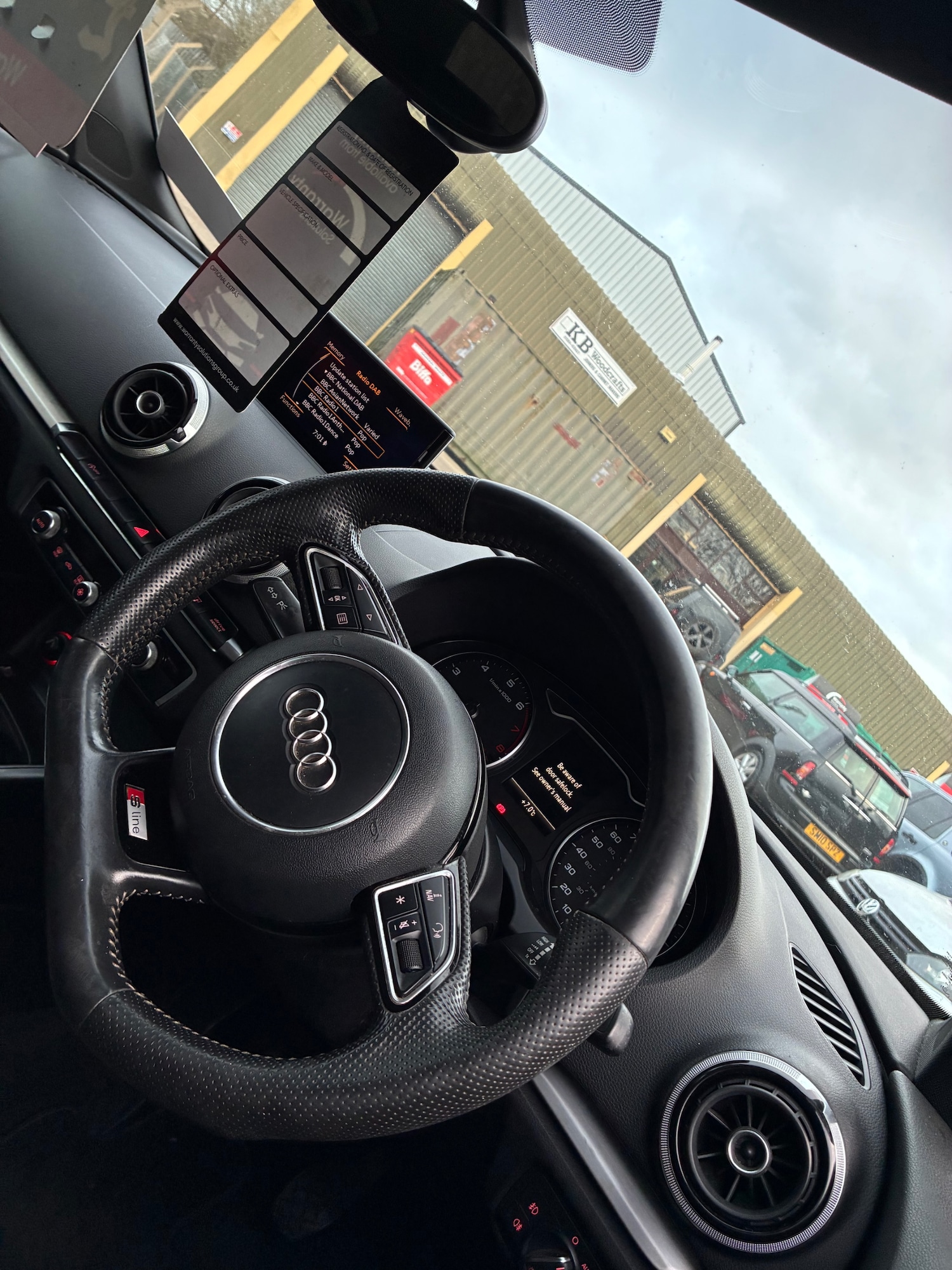 Used Audi A3 2014 for sale - 77200852: Photo 10