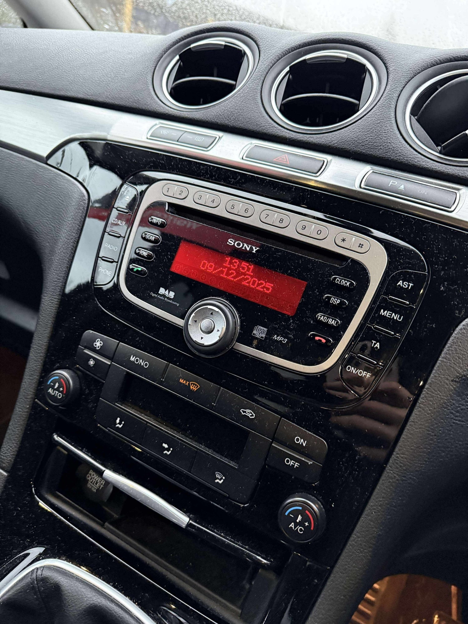 Used Ford S-Max 2012 for sale - 76882135: Photo 11