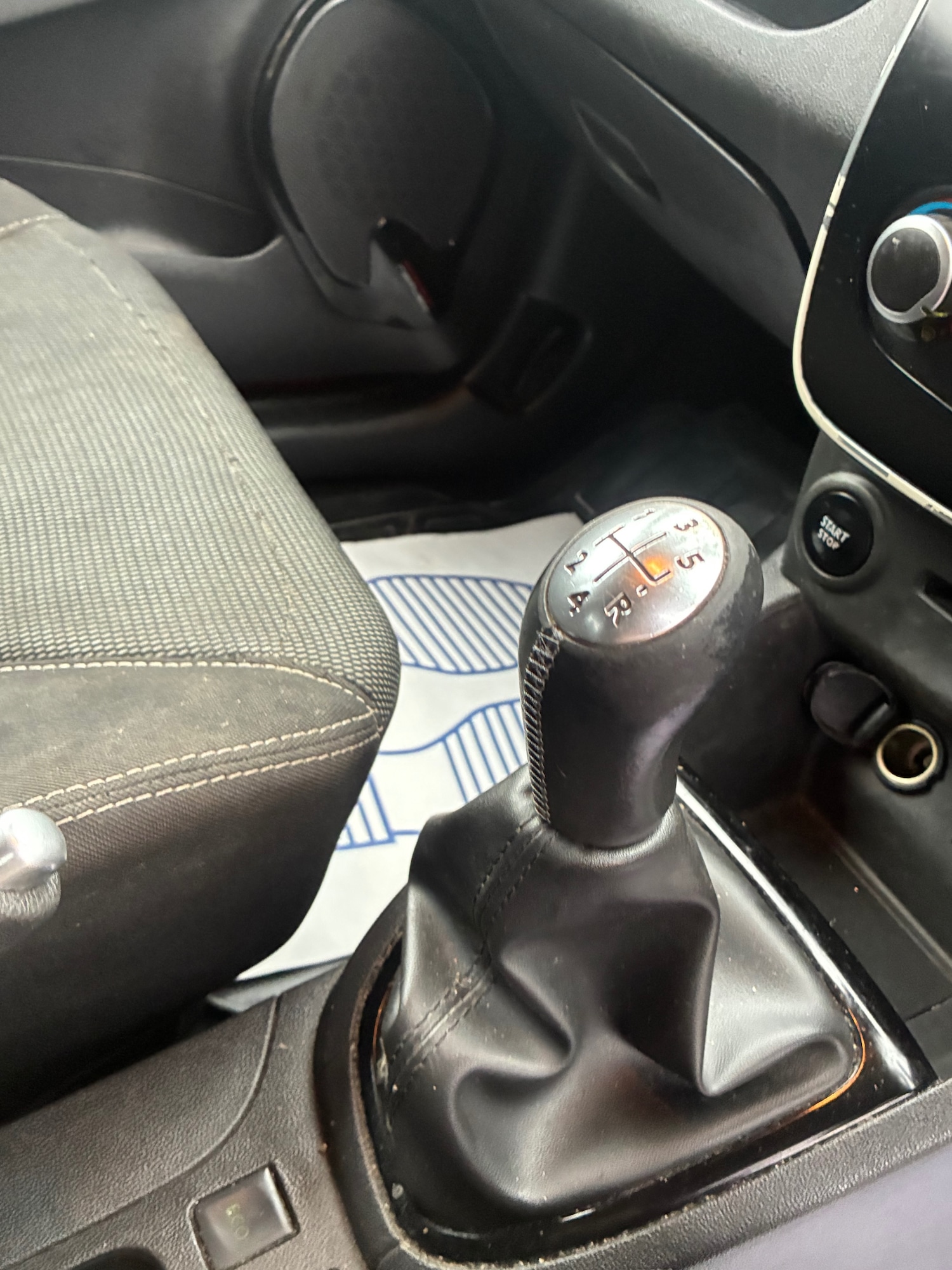 Used Renault Clio 2016 for sale - 77465859: Photo 19