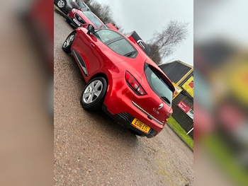 Used Renault Clio 2016 for sale - 77465859: Photo