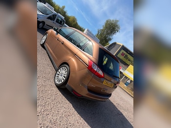 Used Ford Grand C-Max 2013 for sale - 79460022: Photo