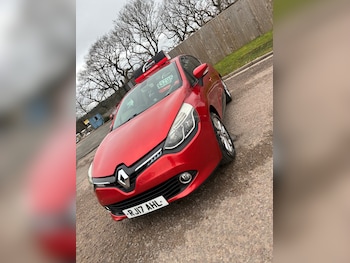 Used Renault Clio 2017 for sale - 77778084: Photo