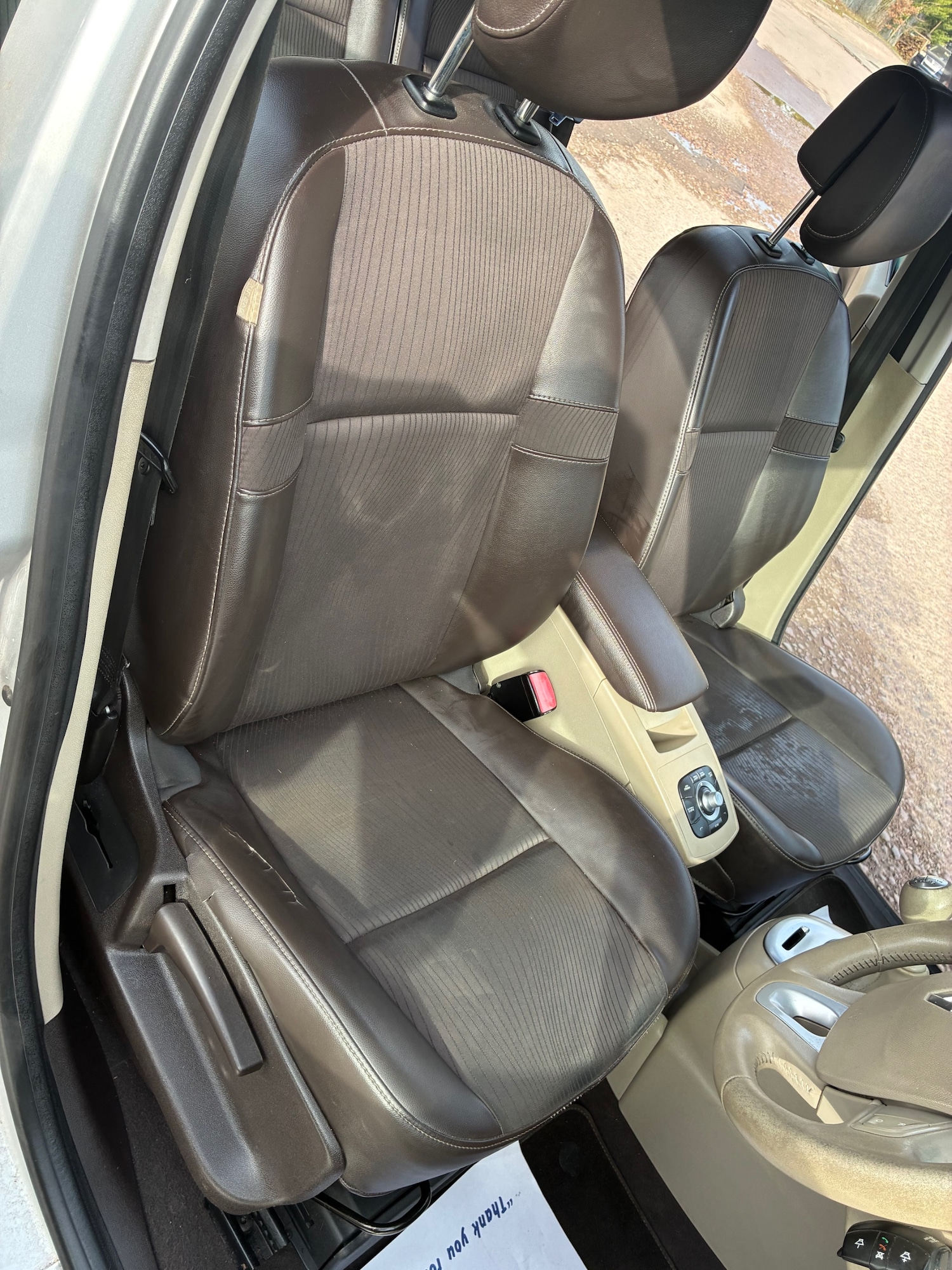 Used Renault Scenic 2010 for sale - 77762260: Photo 10