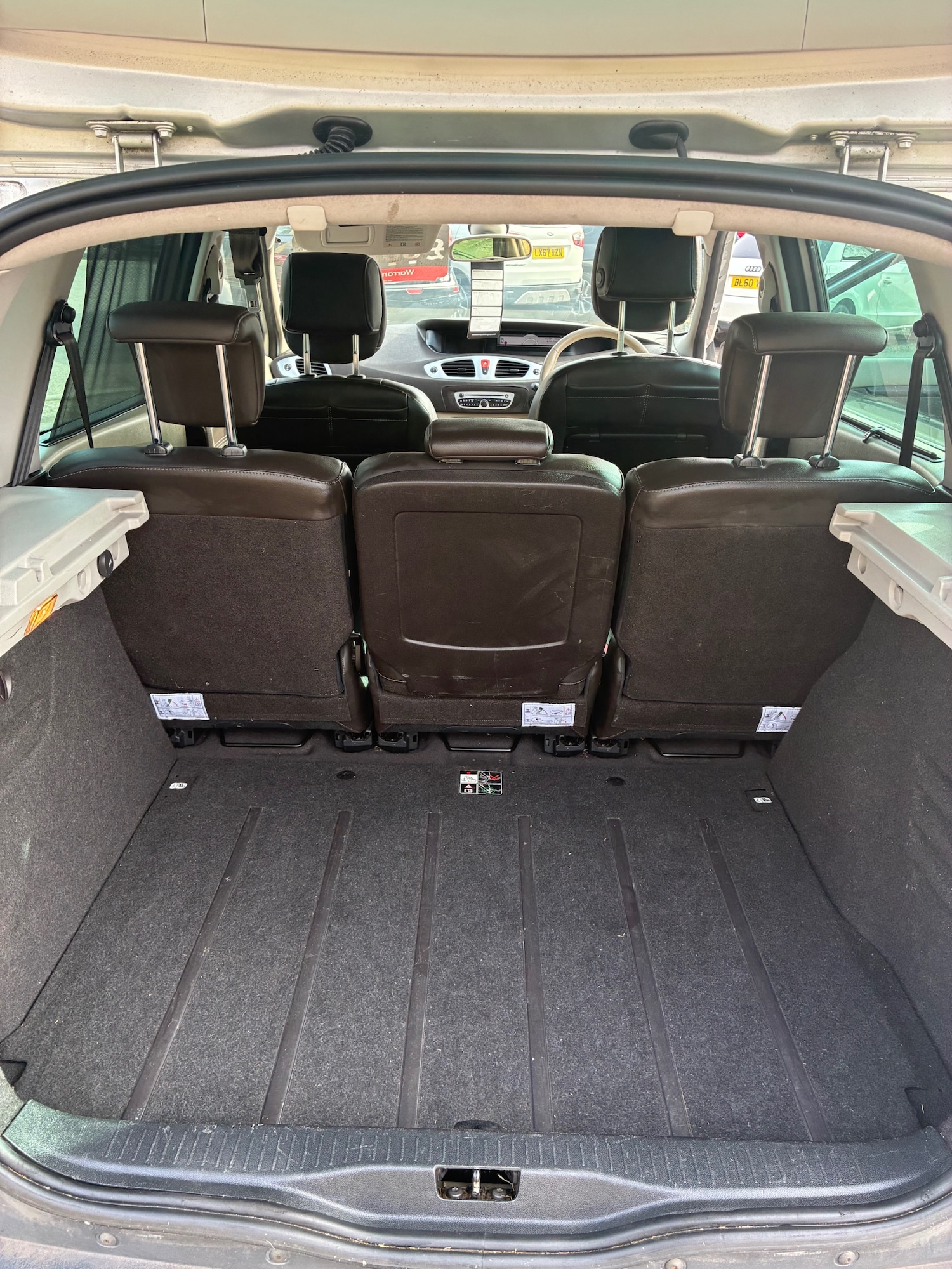 Used Renault Scenic 2010 for sale - 77762260: Photo 14