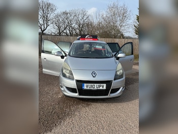 Used Renault Scenic 2010 for sale - 77762260: Photo