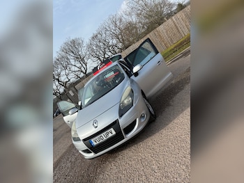 Used Renault Scenic 2010 for sale - 77762260: Photo