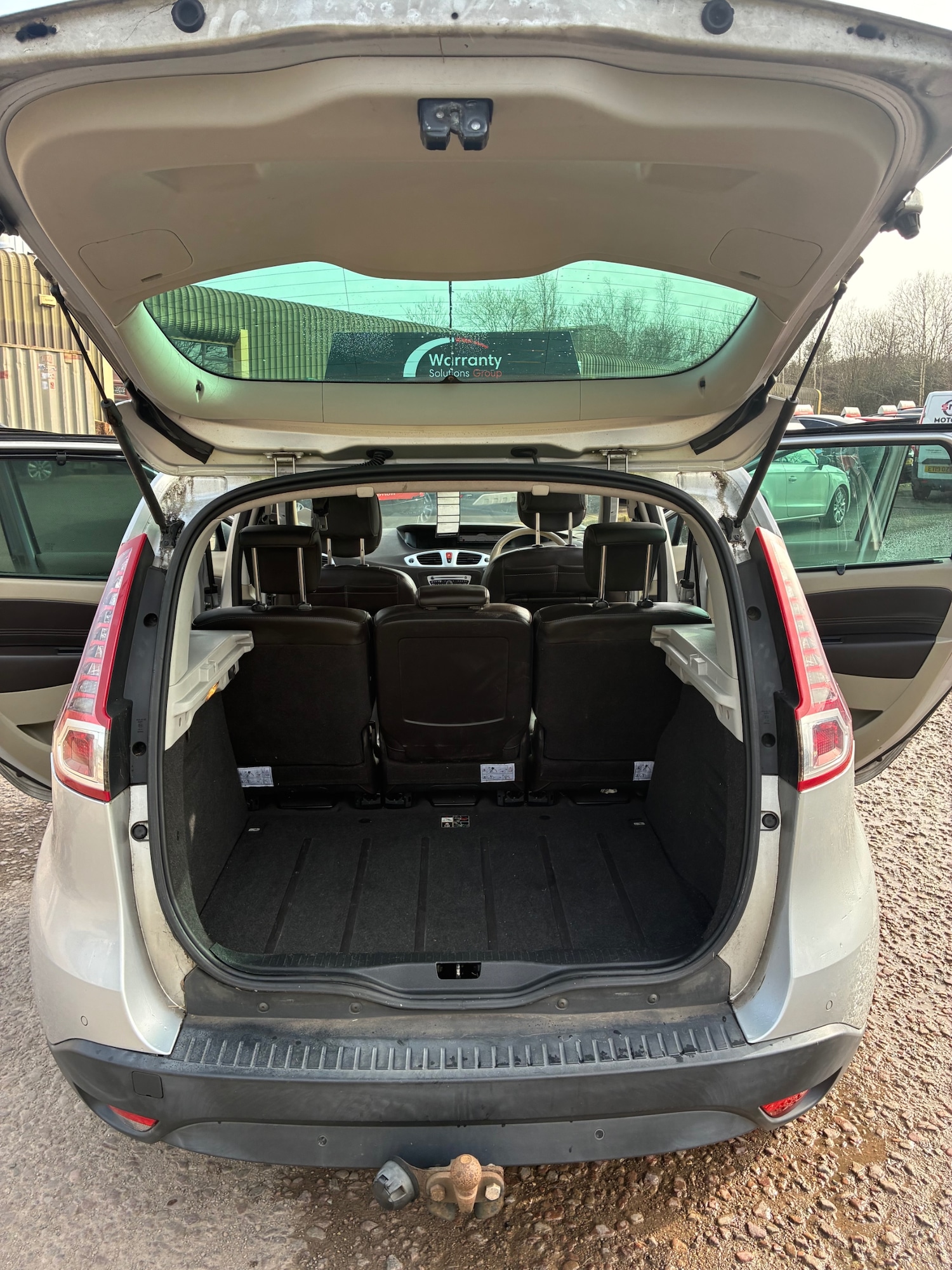 Used Renault Scenic 2010 for sale - 77762260: Photo 5