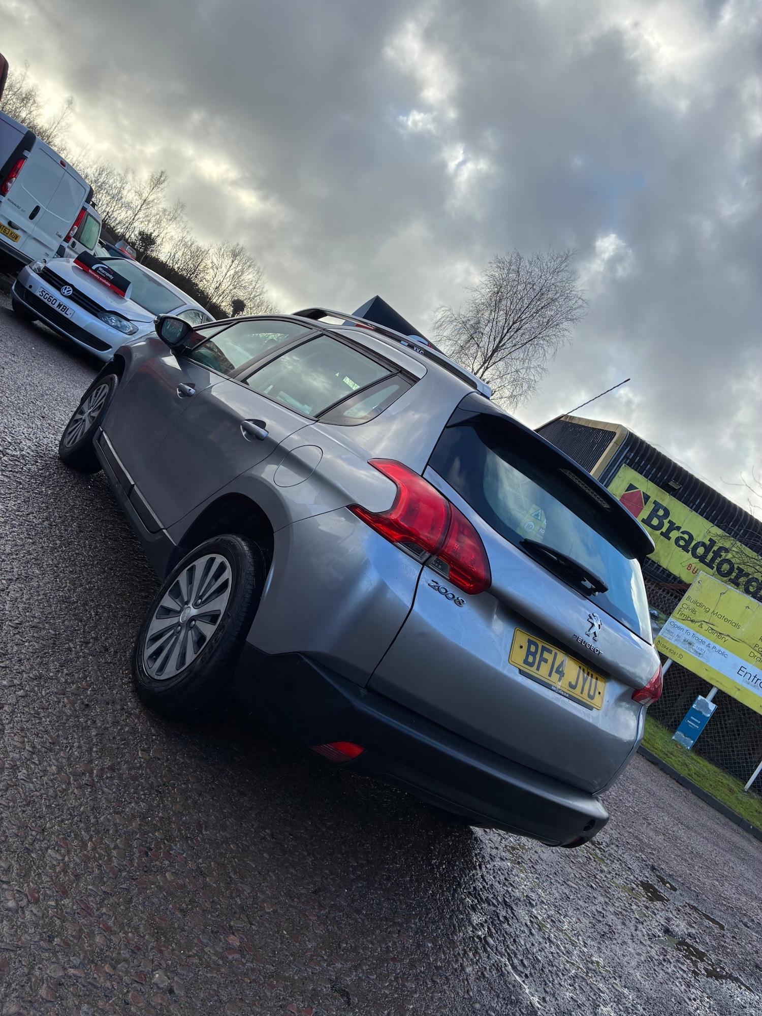 Used Peugeot 2008 2014 for sale - 77234075: Photo 4
