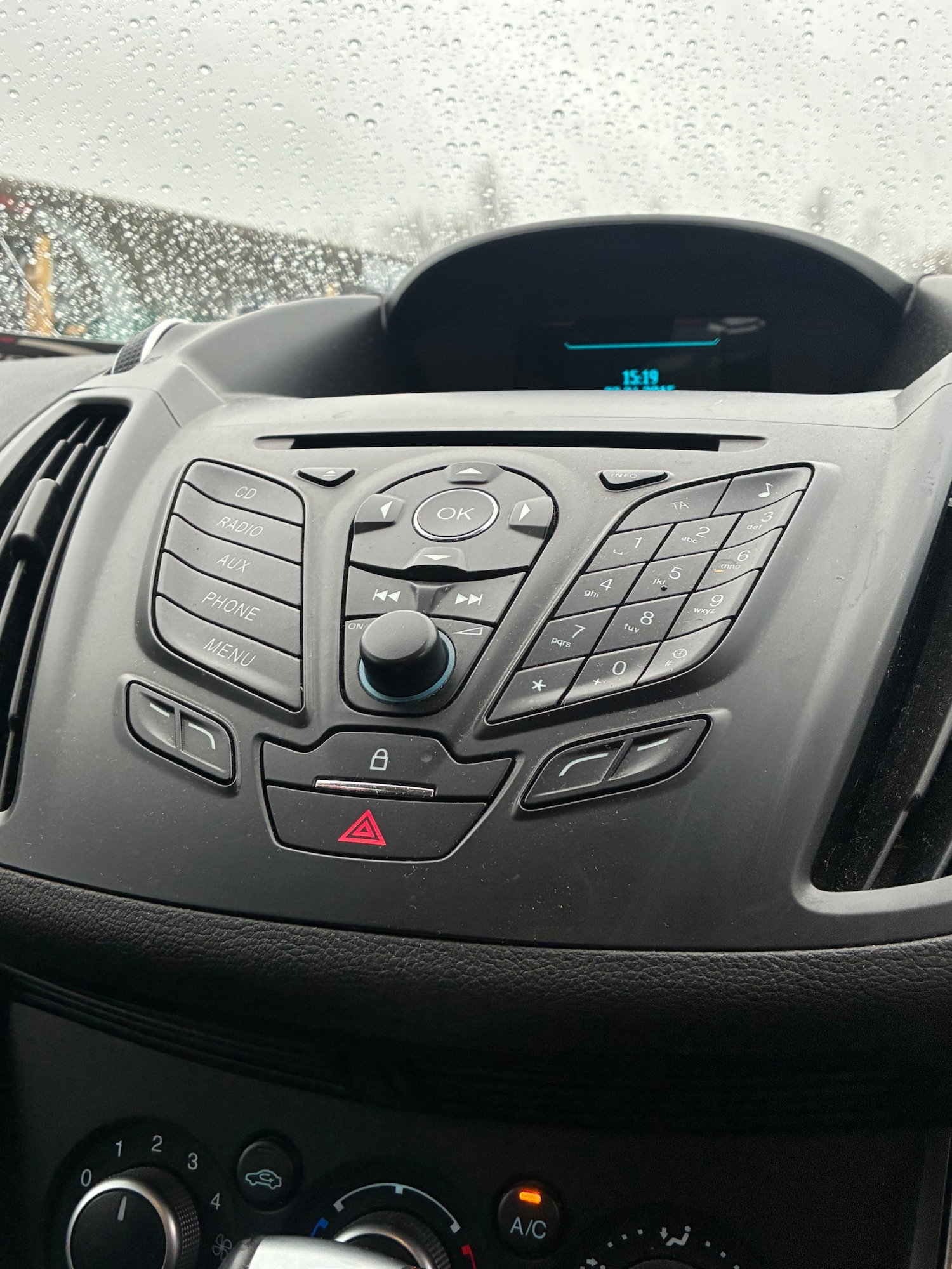 Used Ford Kuga 2014 for sale - 76987118: Photo 14