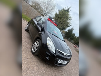 Used Hyundai i20 2012 for sale - 78239806: Photo