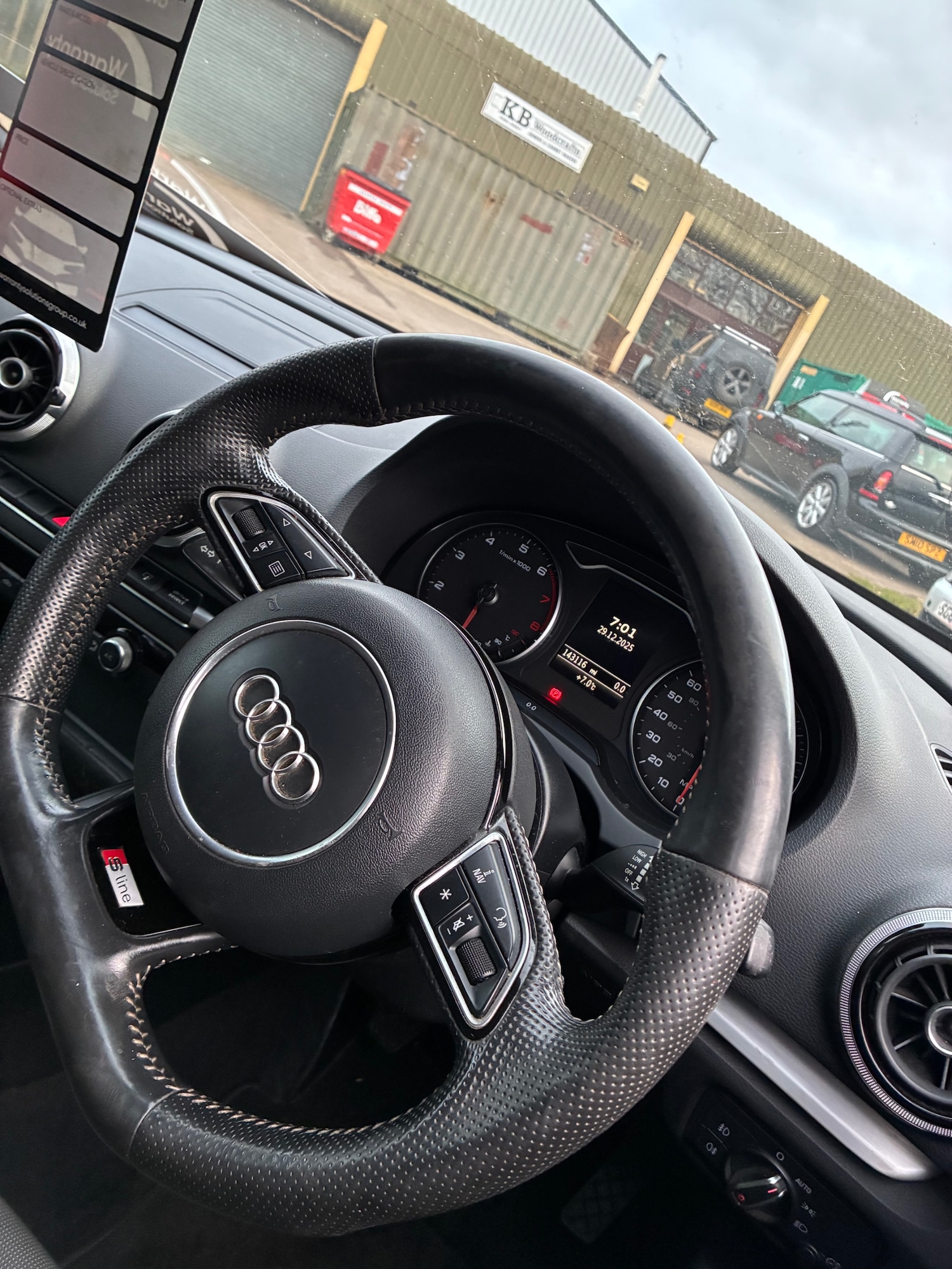 Used Audi A3 2014 for sale - 77071142: Photo 8