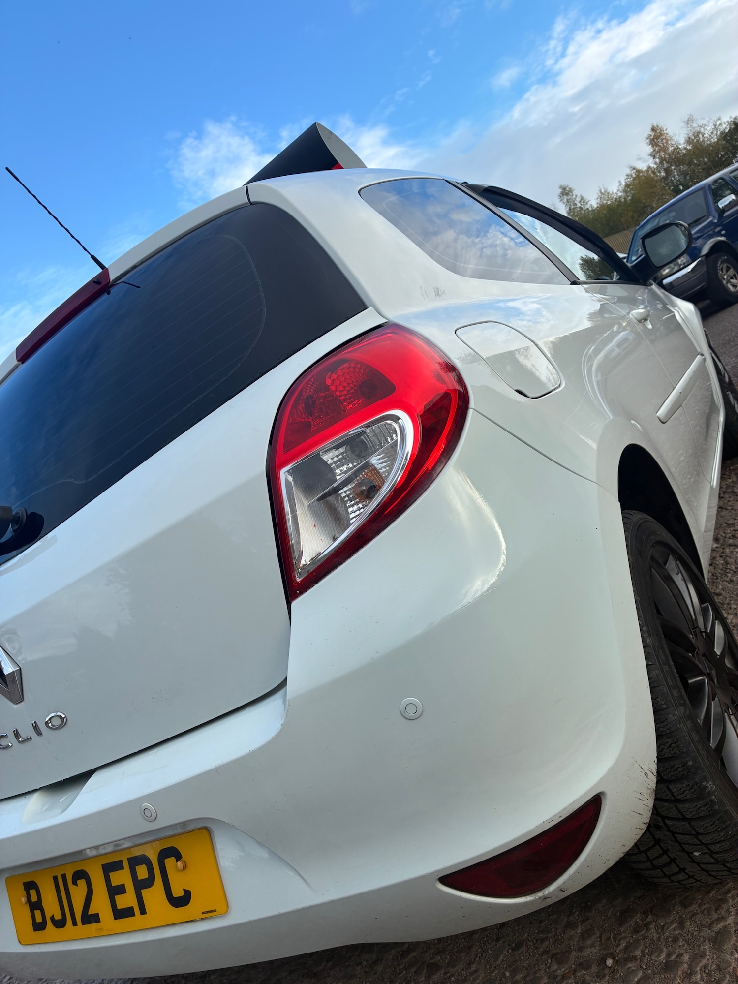 Used Renault Clio 2012 for sale - 76384285: Photo 7