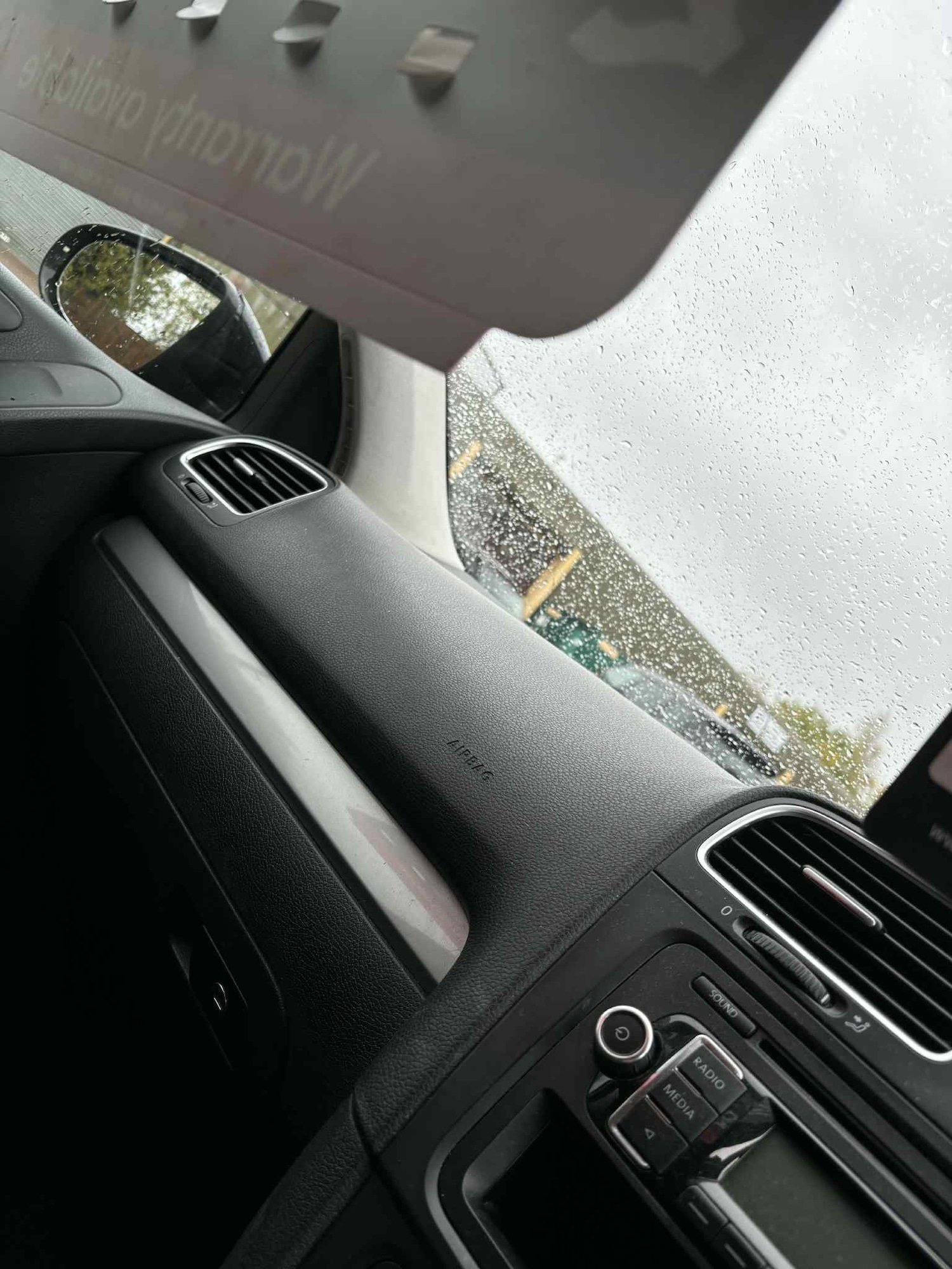 Used Volkswagen Golf 2010 for sale - 76534955: Photo 10