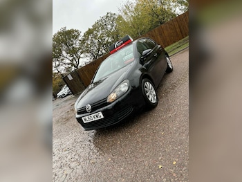 Used Volkswagen Golf 2010 for sale - 76534955: Photo