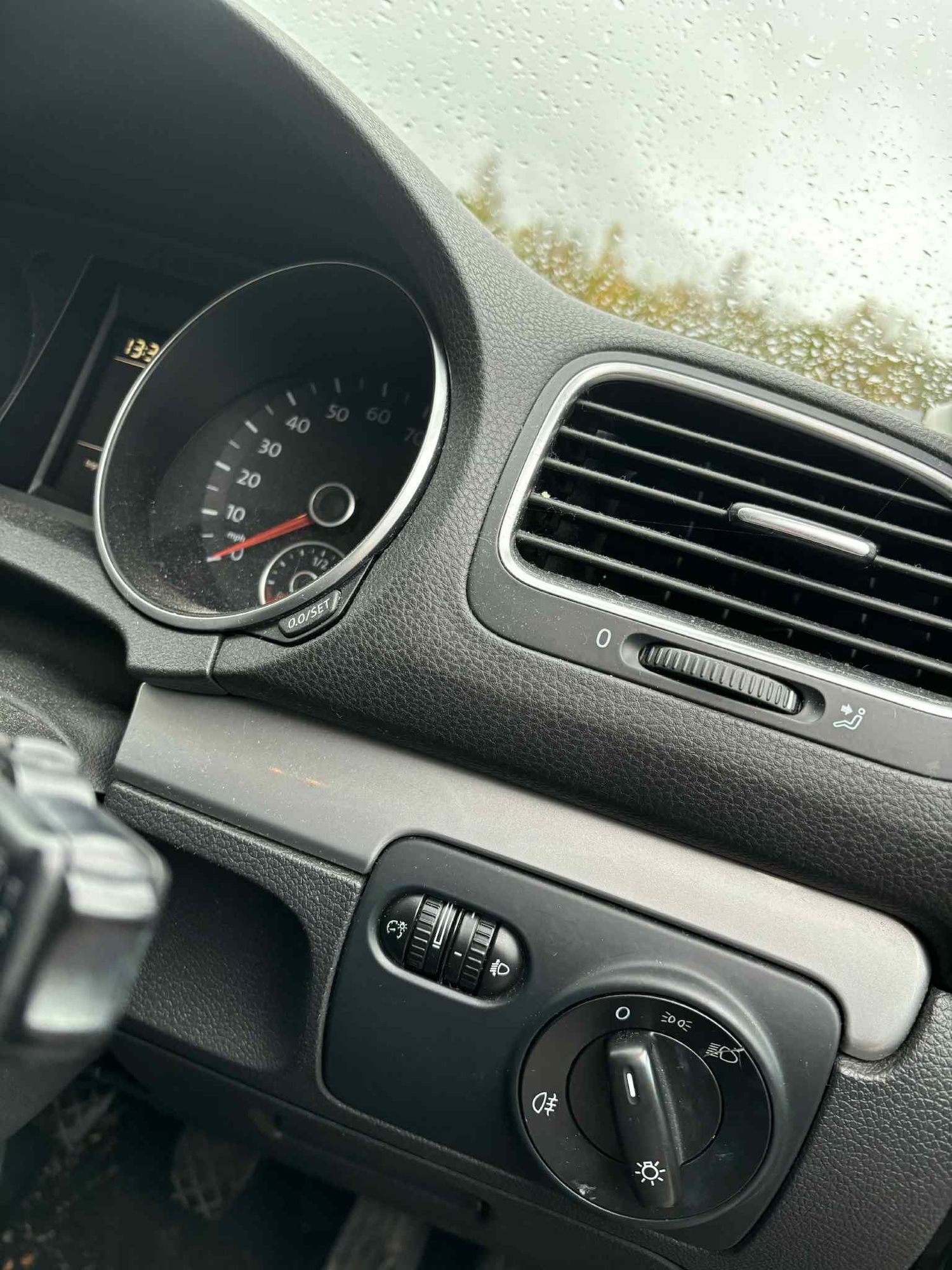 Used Volkswagen Golf 2010 for sale - 76534955: Photo 7