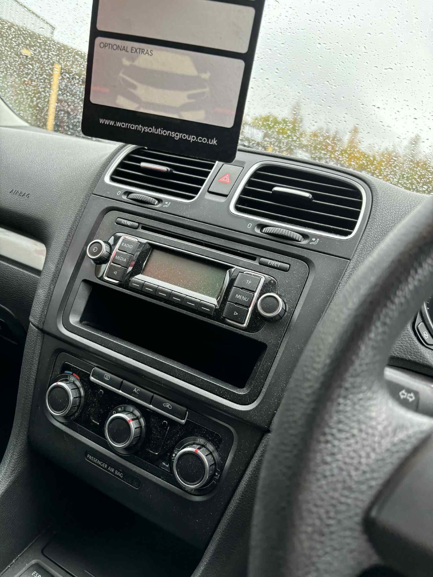 Used Volkswagen Golf 2010 for sale - 76534955: Photo 9