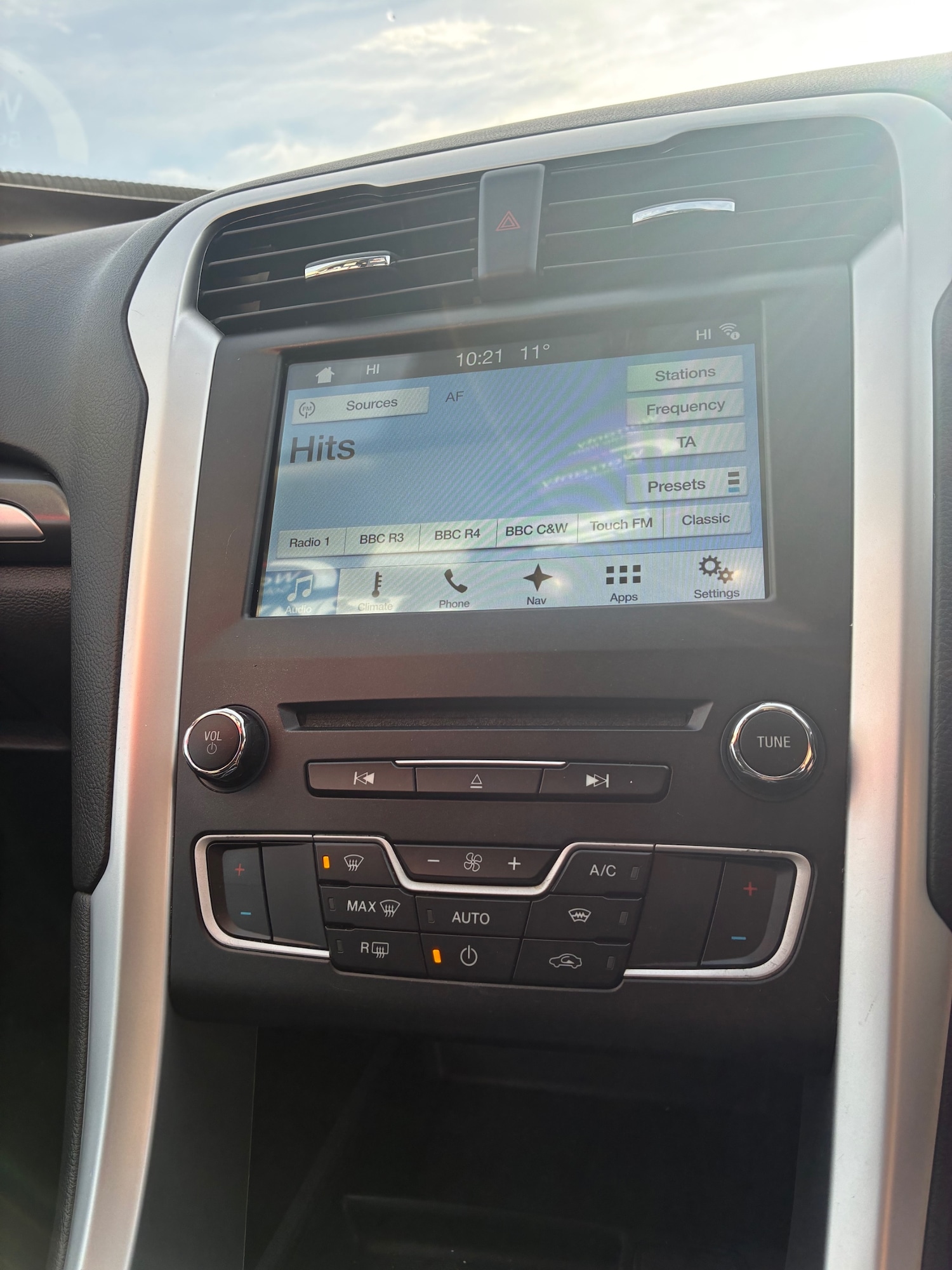 Used Ford Mondeo 2016 for sale - 76859572: Photo 8