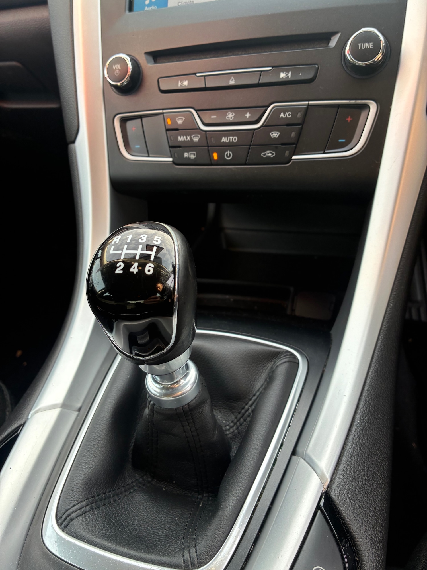 Used Ford Mondeo 2016 for sale - 76859572: Photo 9