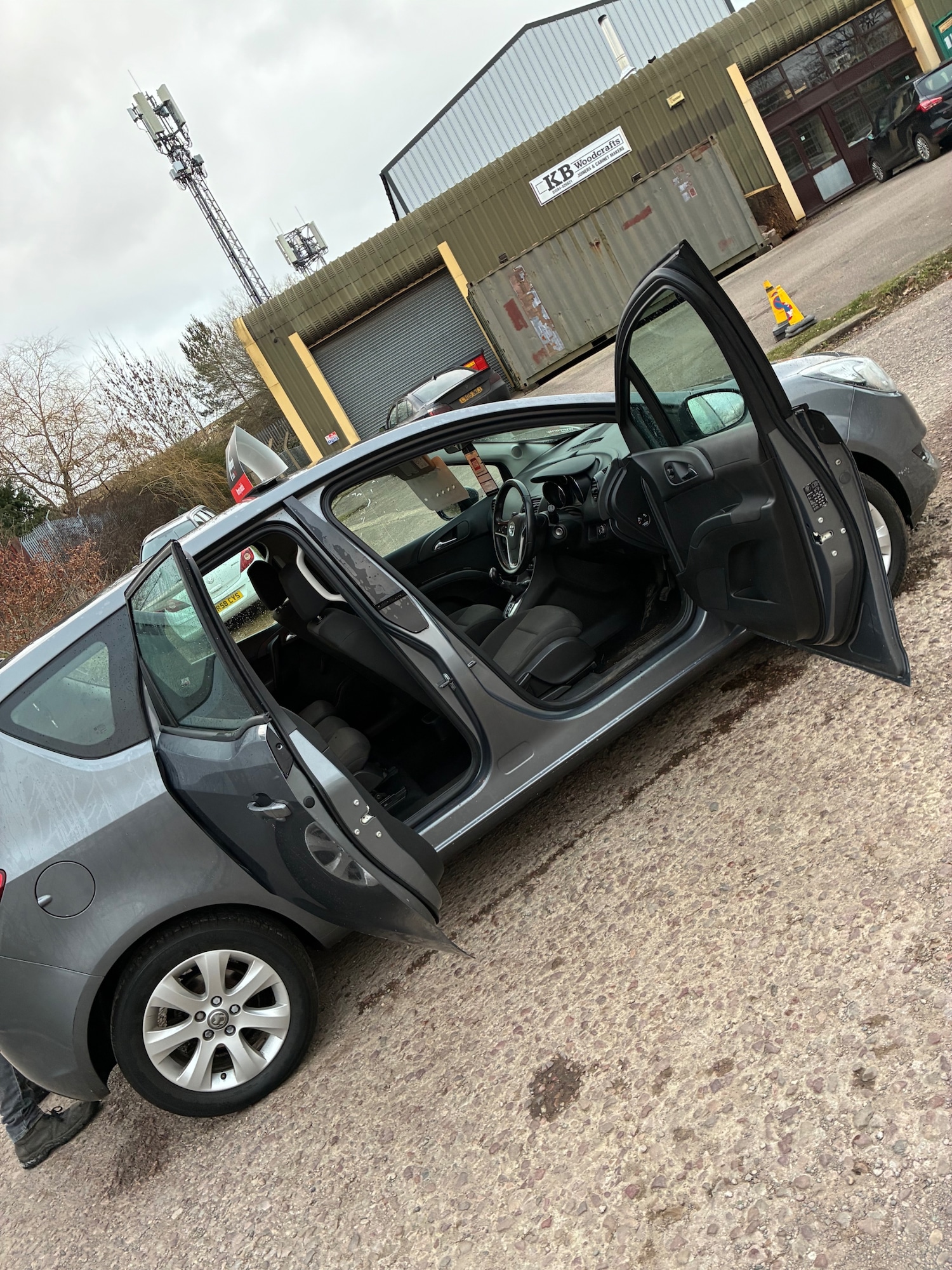Used Vauxhall Meriva 2017 for sale - 77065519: Photo 12