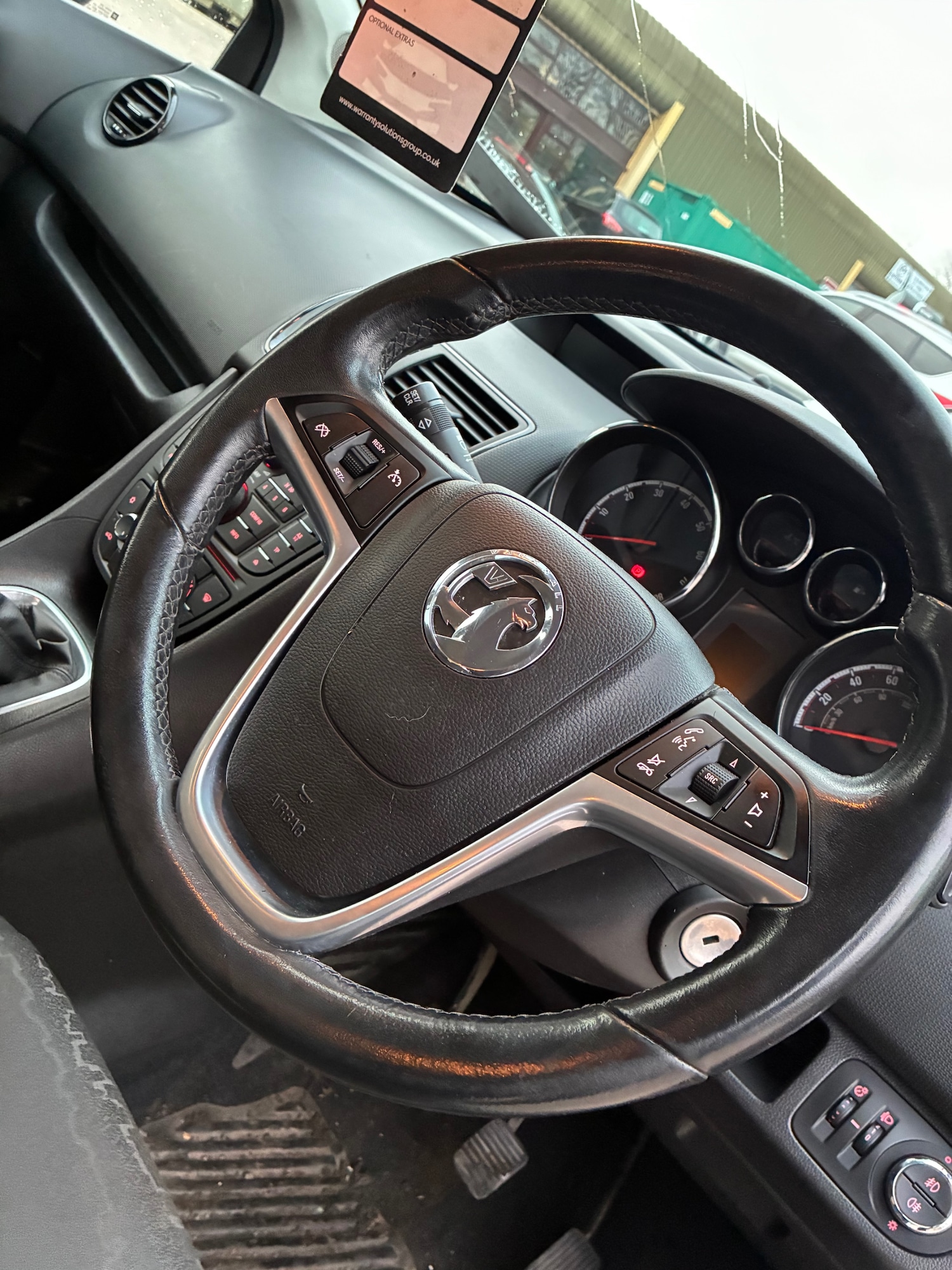 Used Vauxhall Meriva 2017 for sale - 77065519: Photo 13