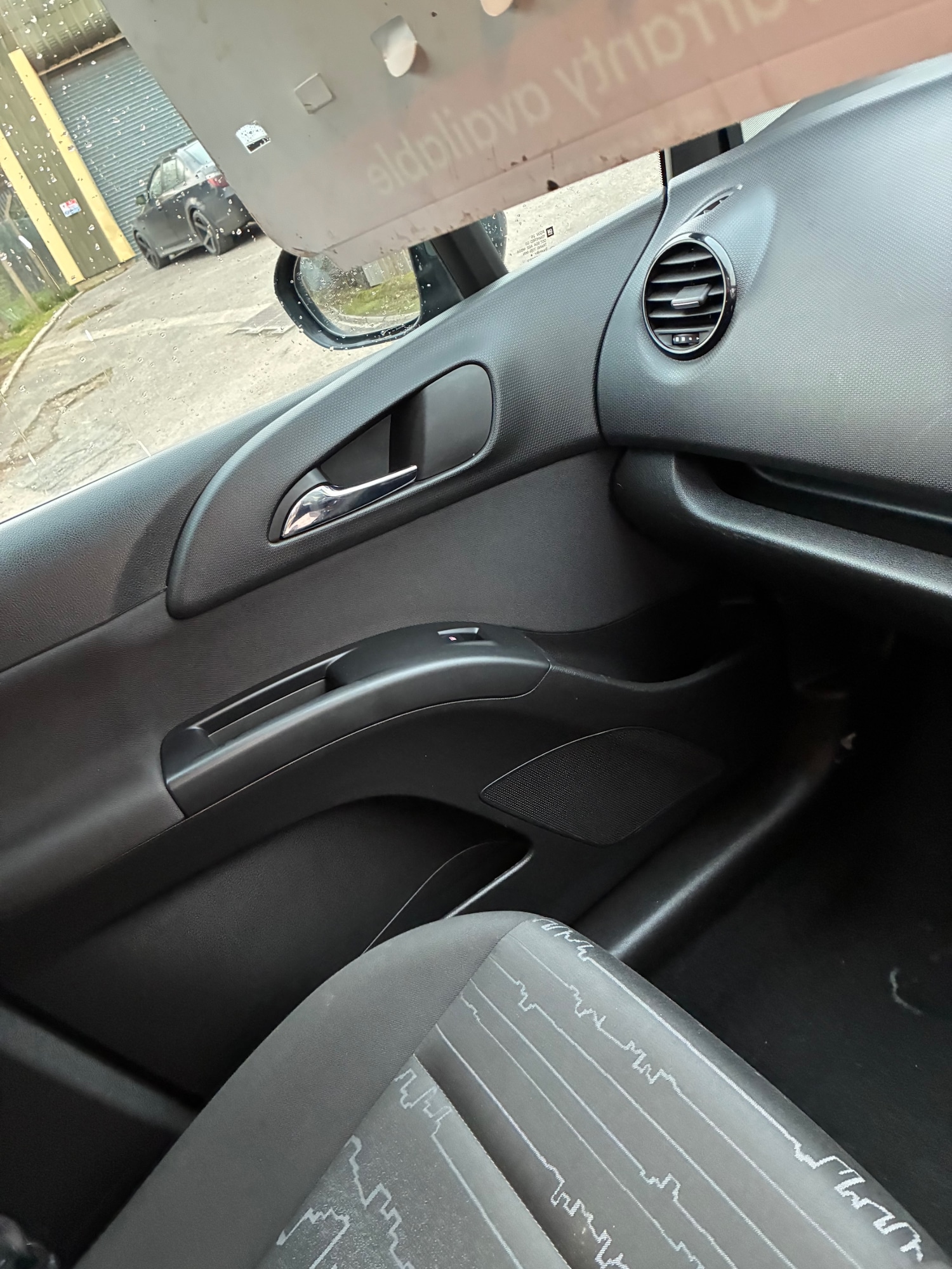 Used Vauxhall Meriva 2017 for sale - 77065519: Photo 19