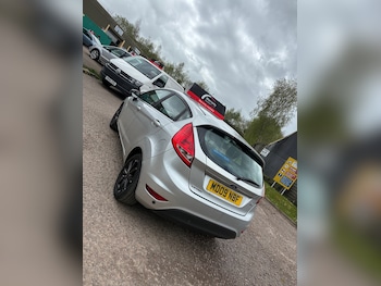 Used Ford Fiesta 2009 for sale - 78267907: Photo