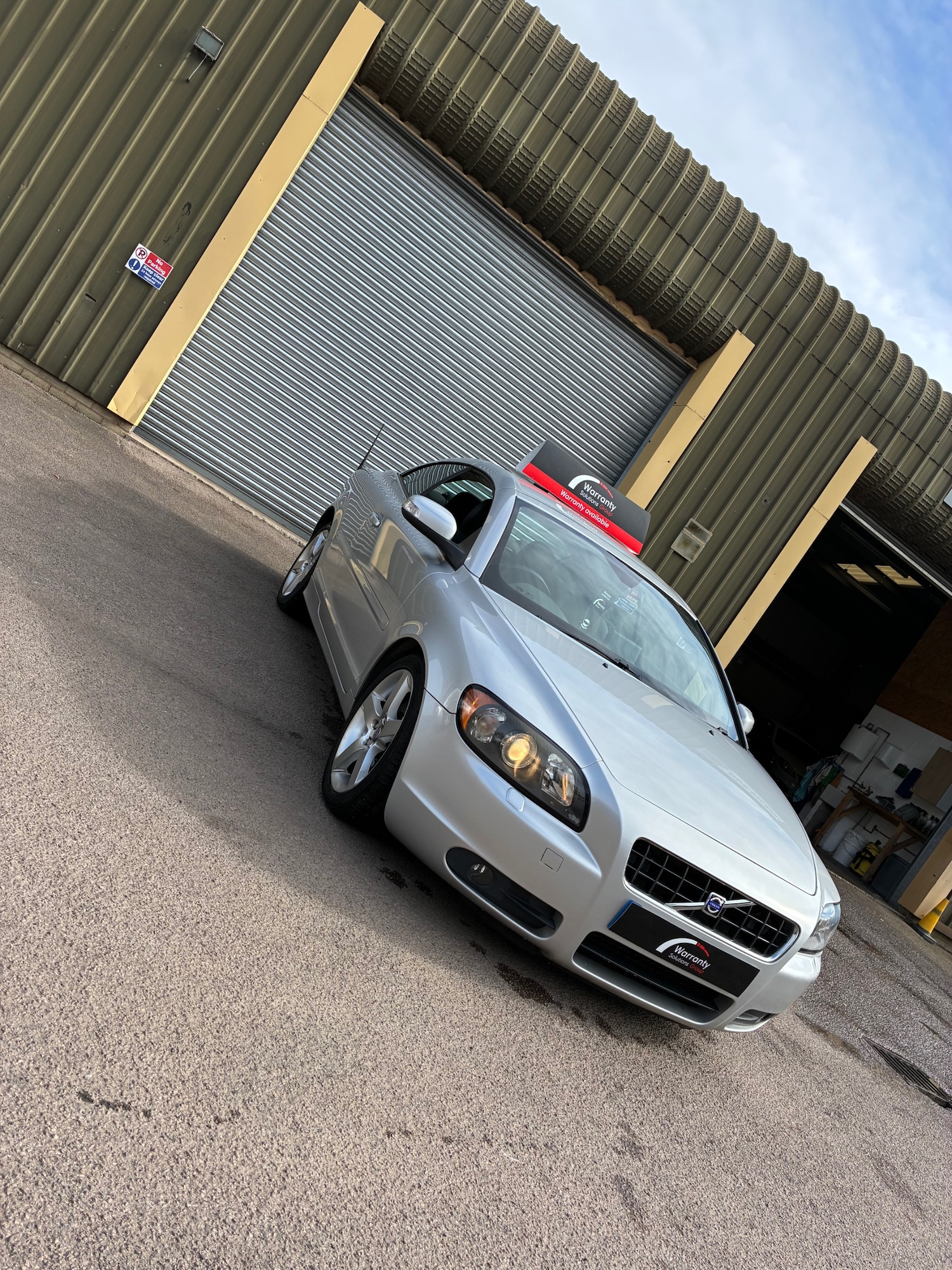 Used Volvo C70 2009 for sale - 76102421: Photo 1