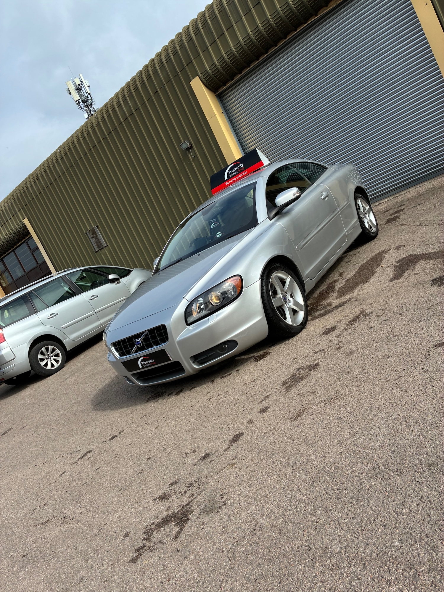 Used Volvo C70 2009 for sale - 76102421: Photo 3