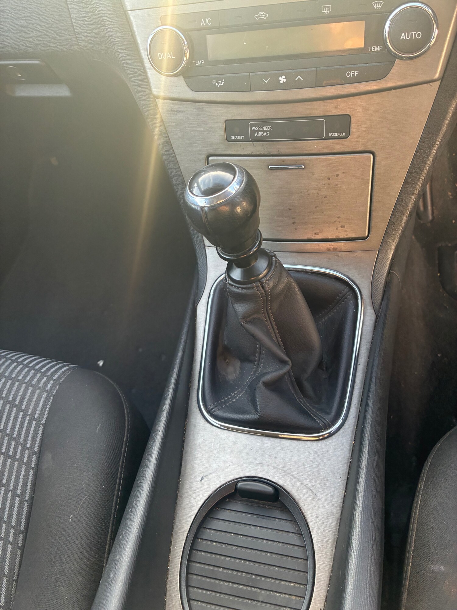 Used Toyota Avensis 2010 for sale - 77931911: Photo 8