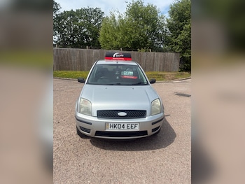 Used Ford Fusion 2004 for sale - 78904948: Photo