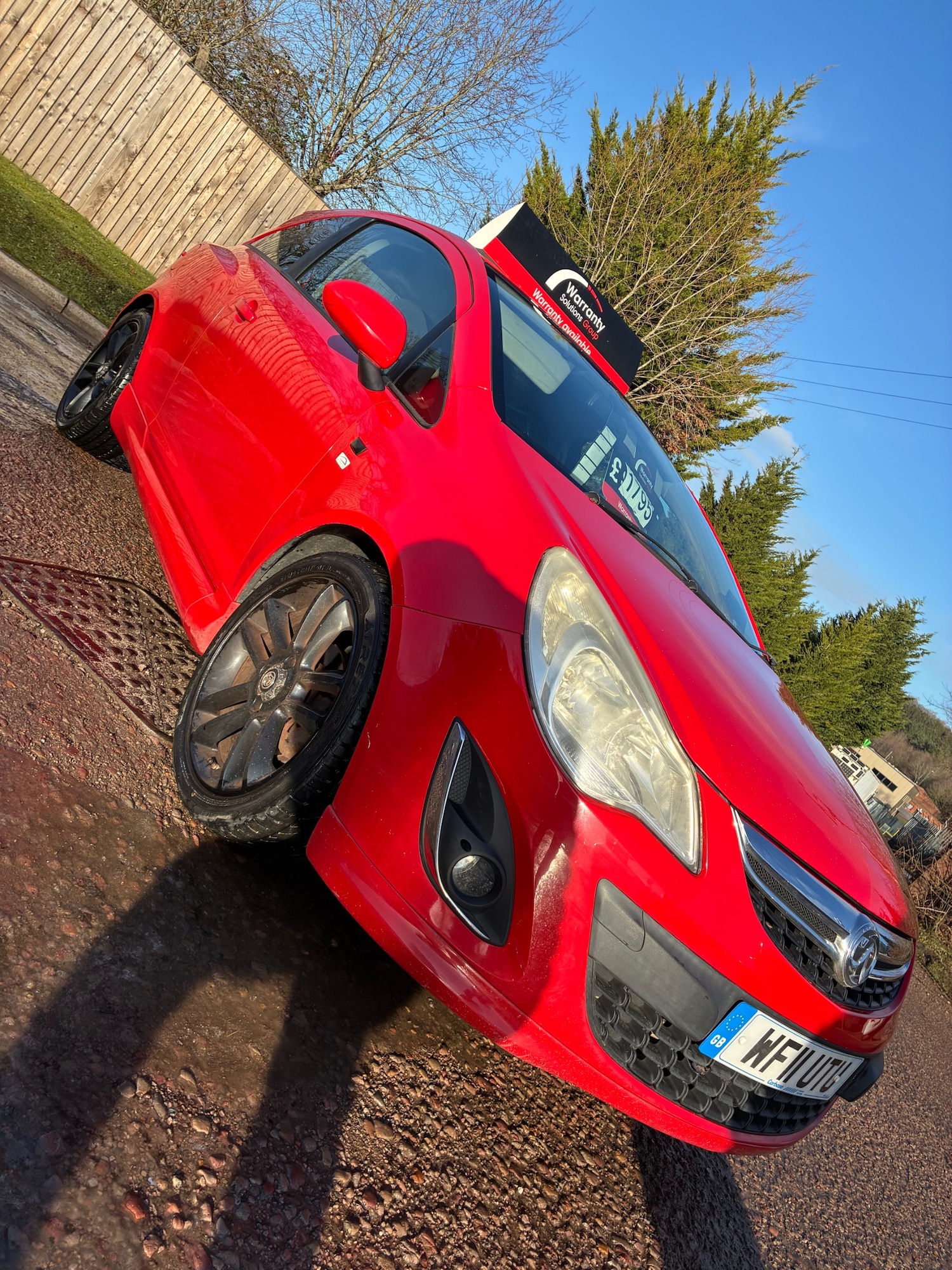 Used Vauxhall Corsa 2011 for sale - 77392359: Photo 2