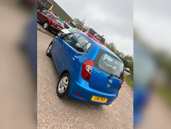 Used Hyundai i10 2011 for sale - 78323368: Photo