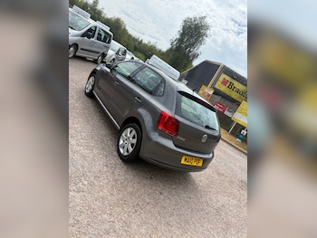 Used Volkswagen Polo 2010 for sale - 79333098: Photo