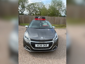 Used Peugeot 208 2018 for sale - 78523672: Photo