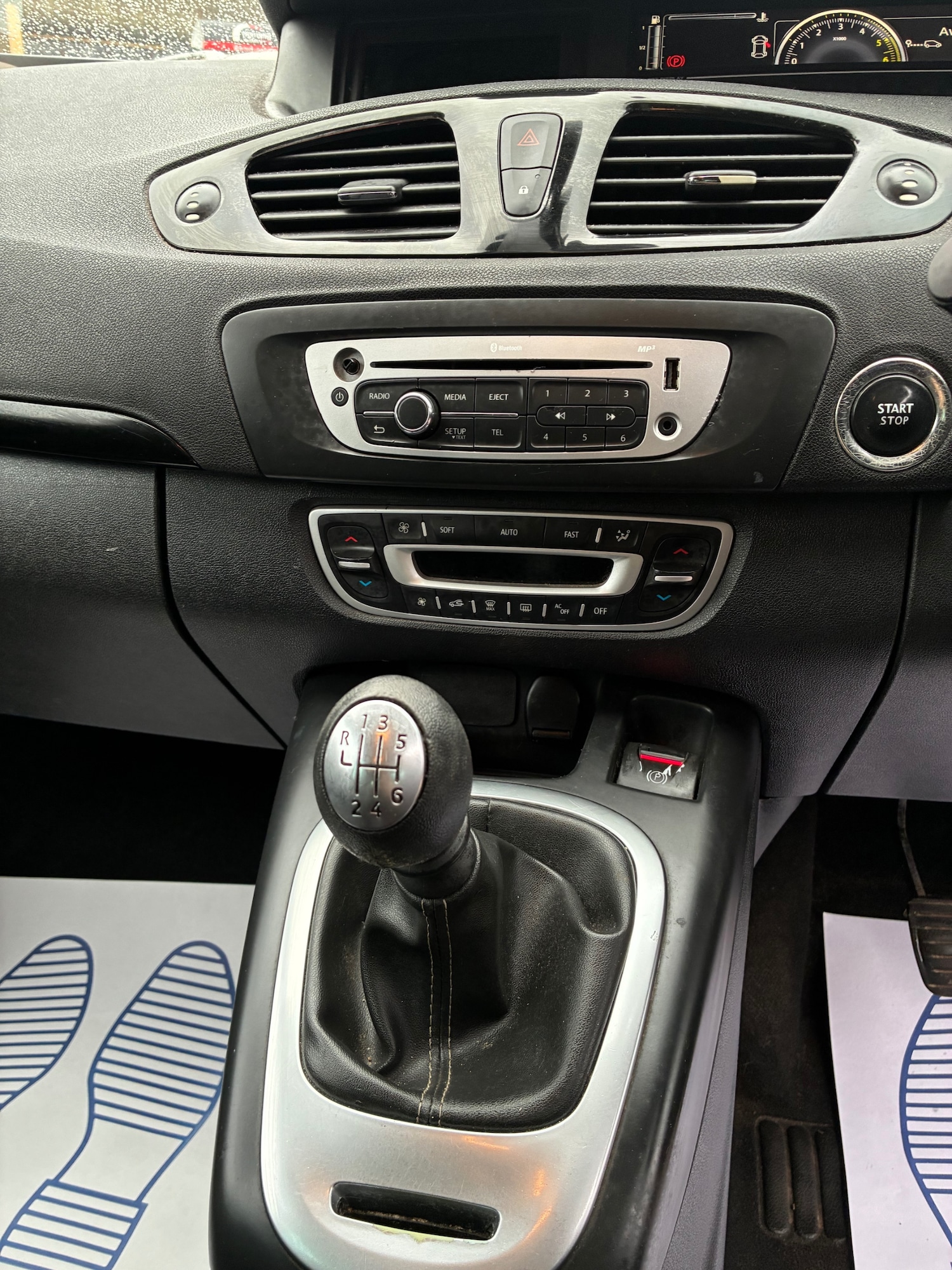 Used Renault Scenic 2013 for sale - 77418551: Photo 9