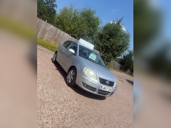 Used Volkswagen Polo 2008 for sale - 79217817: Photo