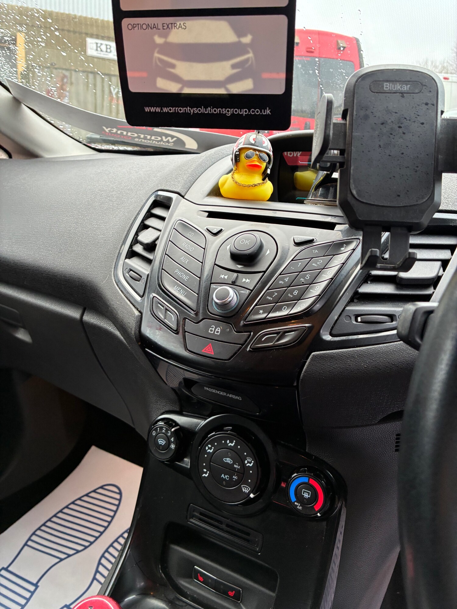 Used Ford Fiesta 2014 for sale - 77234009: Photo 13