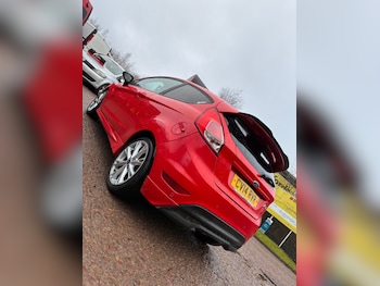 Used Ford Fiesta 2014 for sale - 77234009: Photo