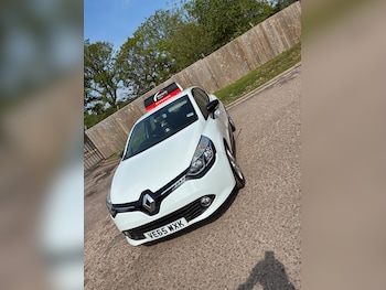 Used Renault Clio 2015 for sale - 78531588: Photo