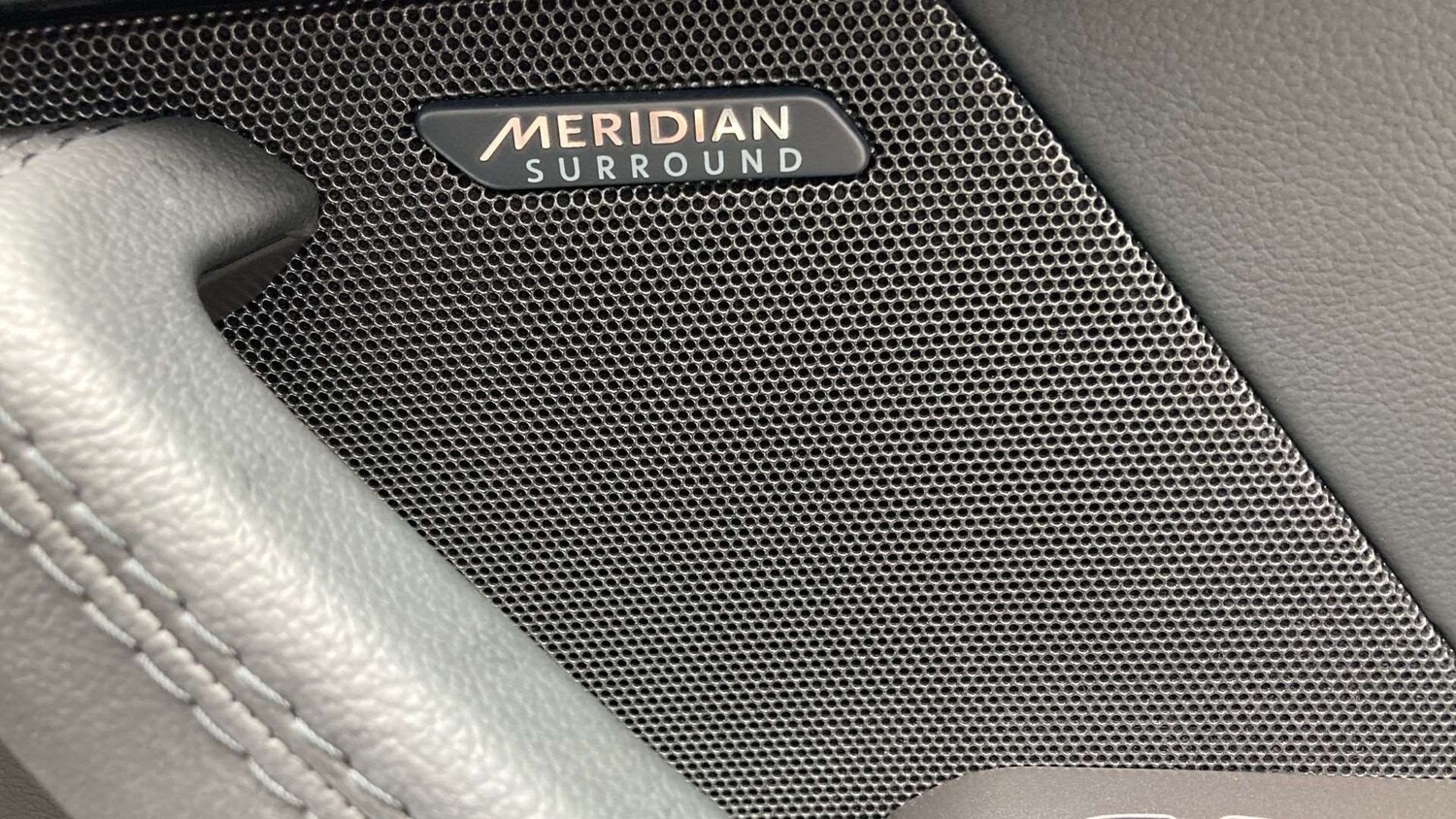 Used Jaguar F-Type 2024 for sale - 76460373: Photo 32